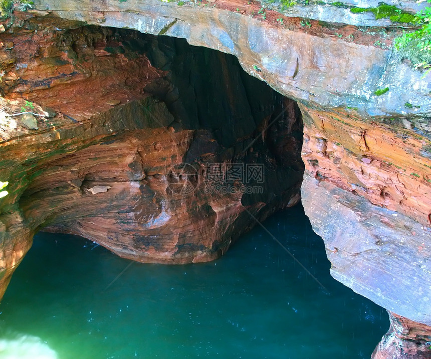 使徒群岛  威斯康星环境洞穴学湖岸栖息地洞穴国家红色蓝色使徒湖泊图片