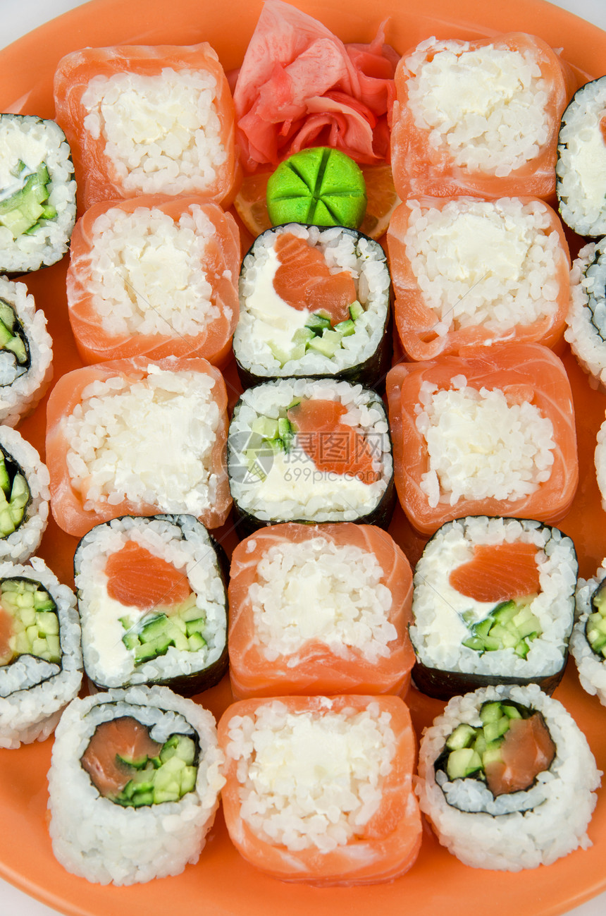 寿司成套餐厅小吃鱼子海藻情调熏制美味异国厨房食物图片