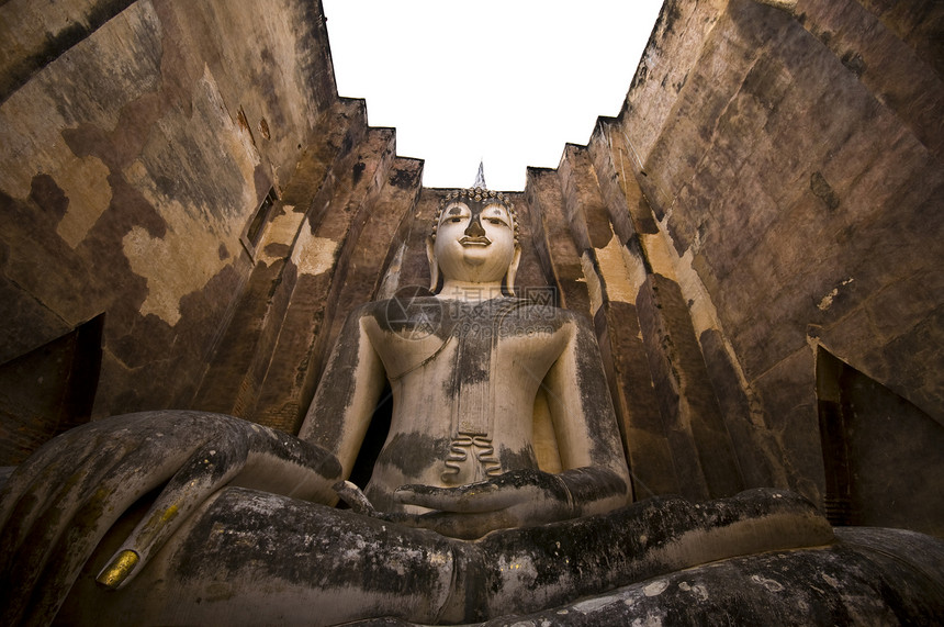 Wat Si Chum 瓦四春宝塔寺庙废墟旅行建筑学雕像佛塔冥想扫管历史图片