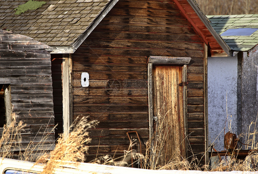 冬天荒废的家屋家园场景旅行乡村房子遗产先锋照片水平图片