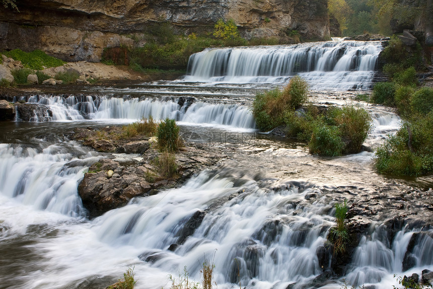 柳河州立公园运动瀑布风景溪流水雕植物群旅行岩石公园旅游图片