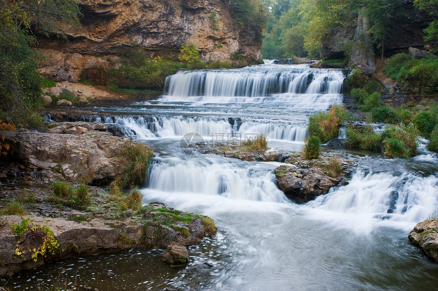 柳河州立公园岩石公园瀑布水雕植物群旅游风景旅行峡谷运动图片