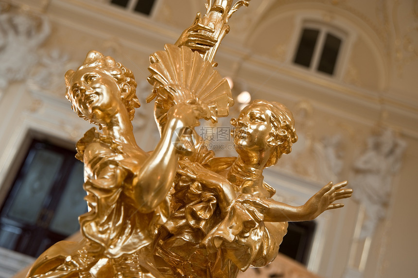 金雕像舞伴图片