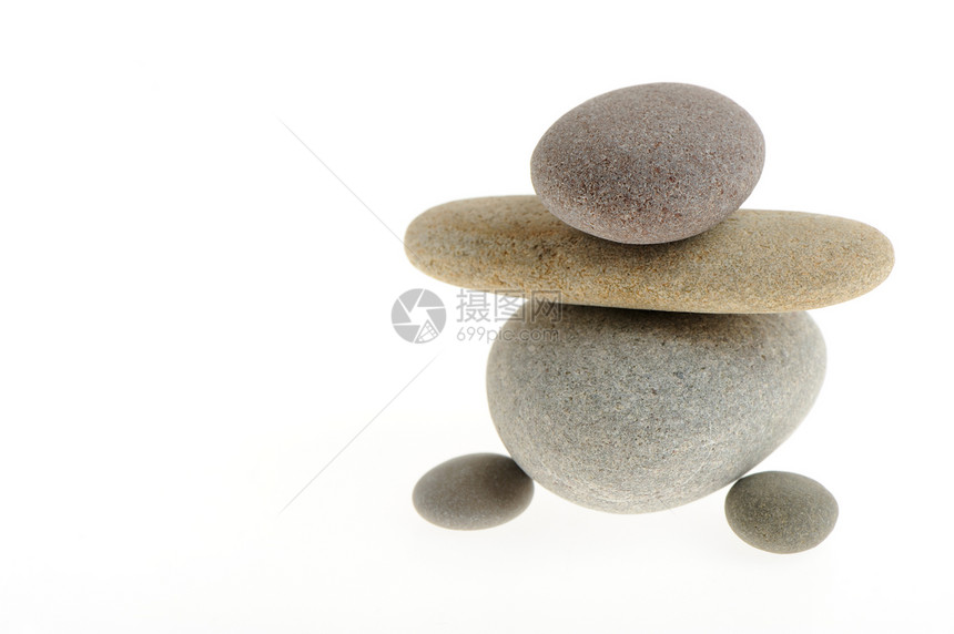 石块人冥想男人岩石白色灰色平衡热带温泉石头治疗图片