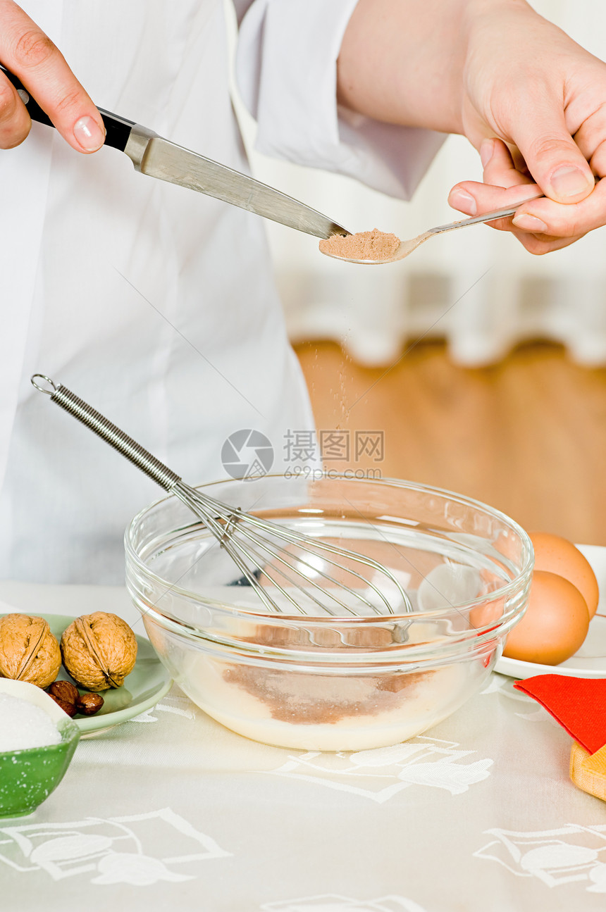 烹煮食品蔬菜混合物营养工具勺子厨具沙拉粉末坚果食物图片