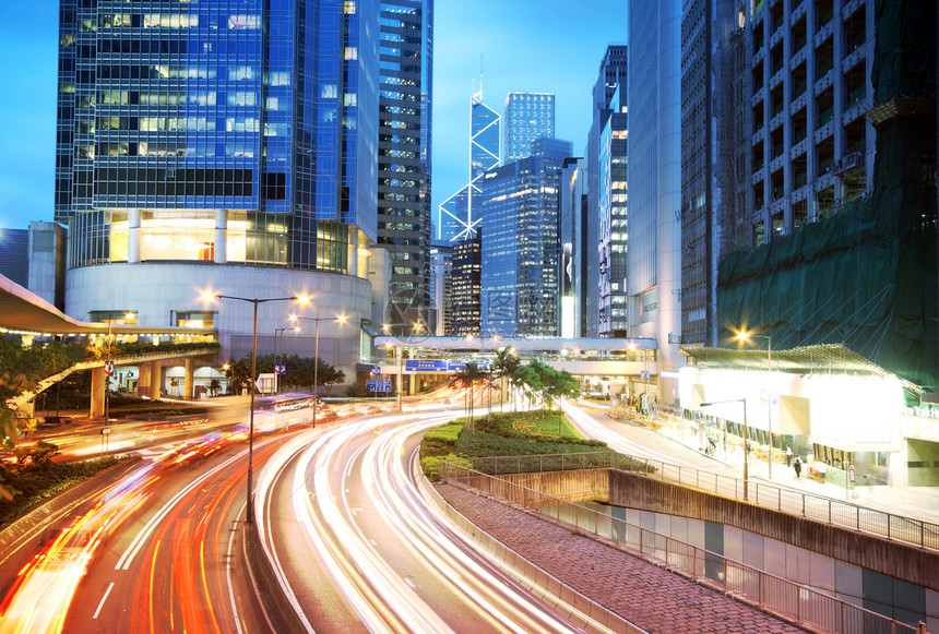 香港市中心地区的公路交通和交通市中心景观场景汽车速度戏剧性城市商业运输建筑学图片