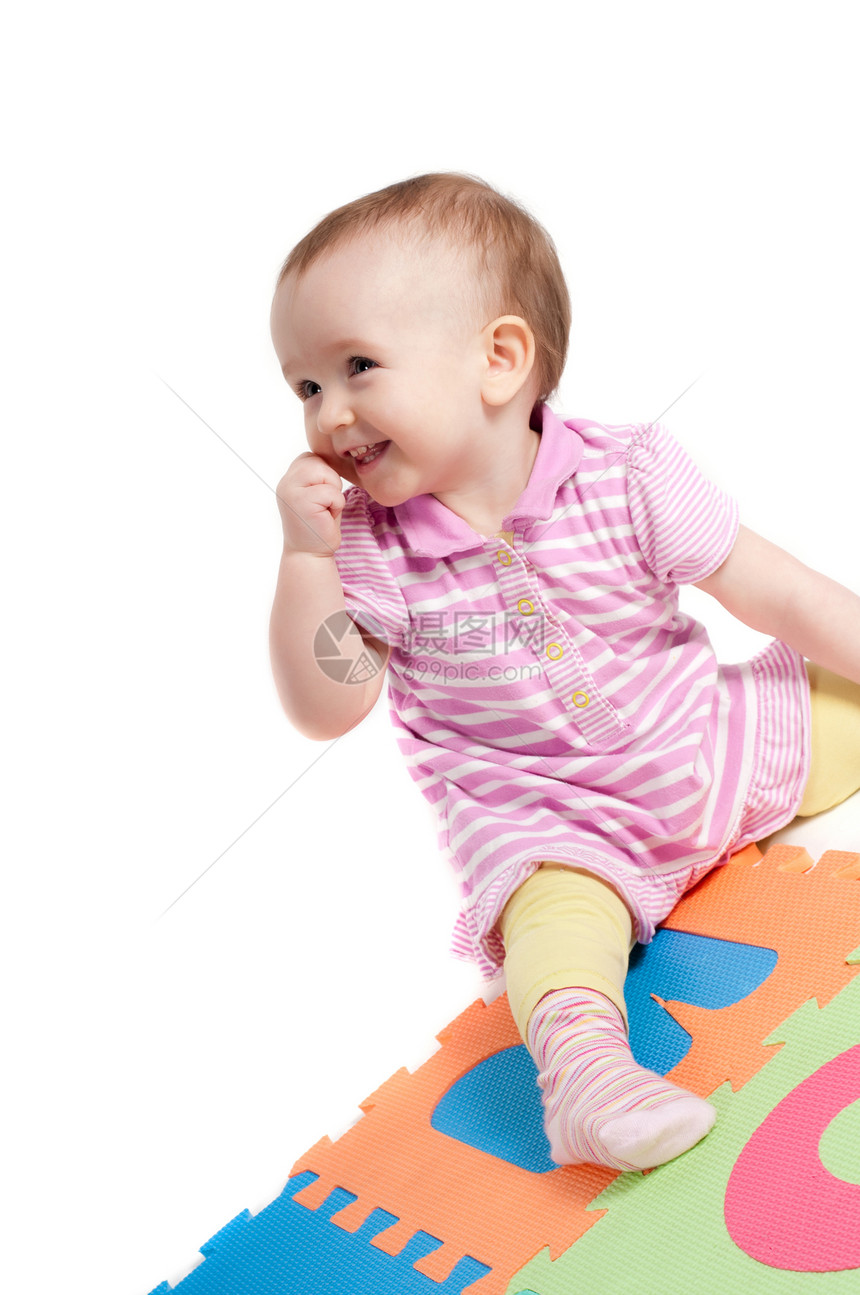 小可爱宝宝字母幸福孩子白色女性乐趣粉色微笑女孩童年图片