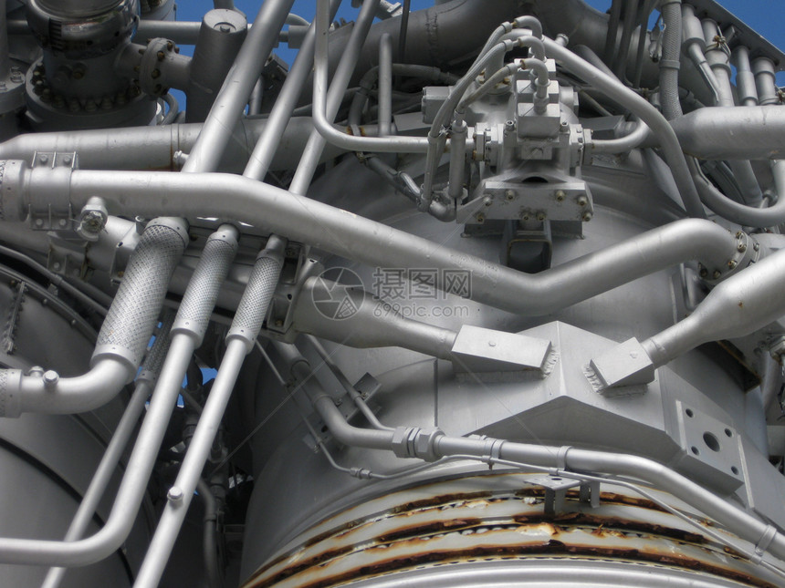 工业发动机气体工厂排气流动安装管道引擎加热植物化学品图片