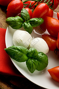 莫扎雷拉萨拉德西红柿食物烹饪美食起动机牛奶乳制品高清图片