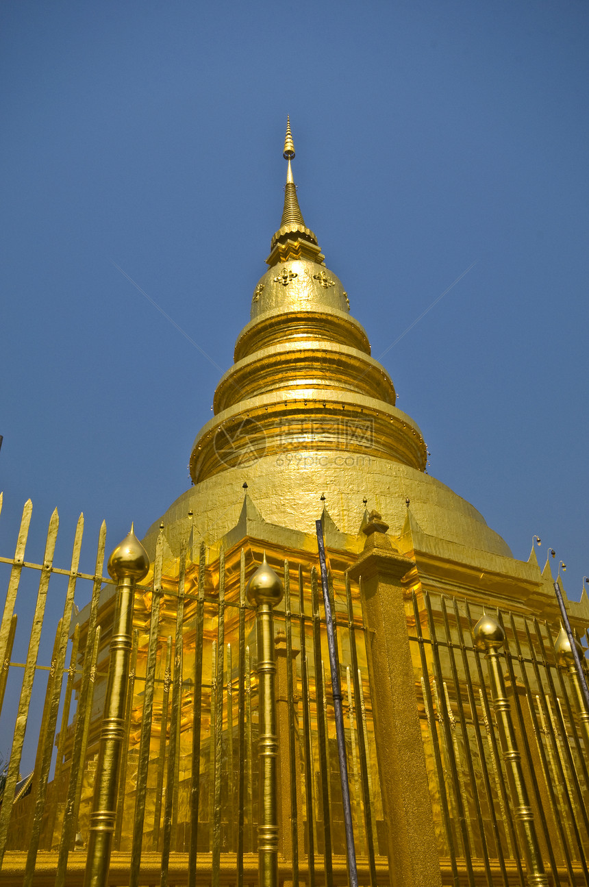 那个哈里本猜的Wathra宝塔天空建筑学旅行金子文化蓝色佛塔冥想寺庙图片