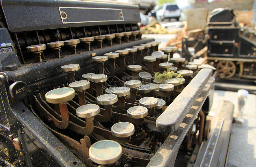 旧打字机机器金属机械灰尘办公室图片