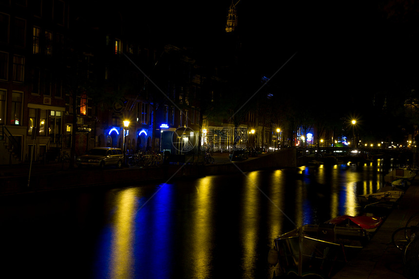 夜间阿姆斯特丹运河路灯建筑学水平拱桥城市历史性旅行反射建筑旅游图片