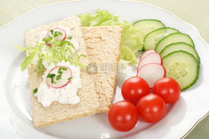 饮食三明治面包屑食物味道洋葱纤维小麦黄瓜种子韭菜盘子图片