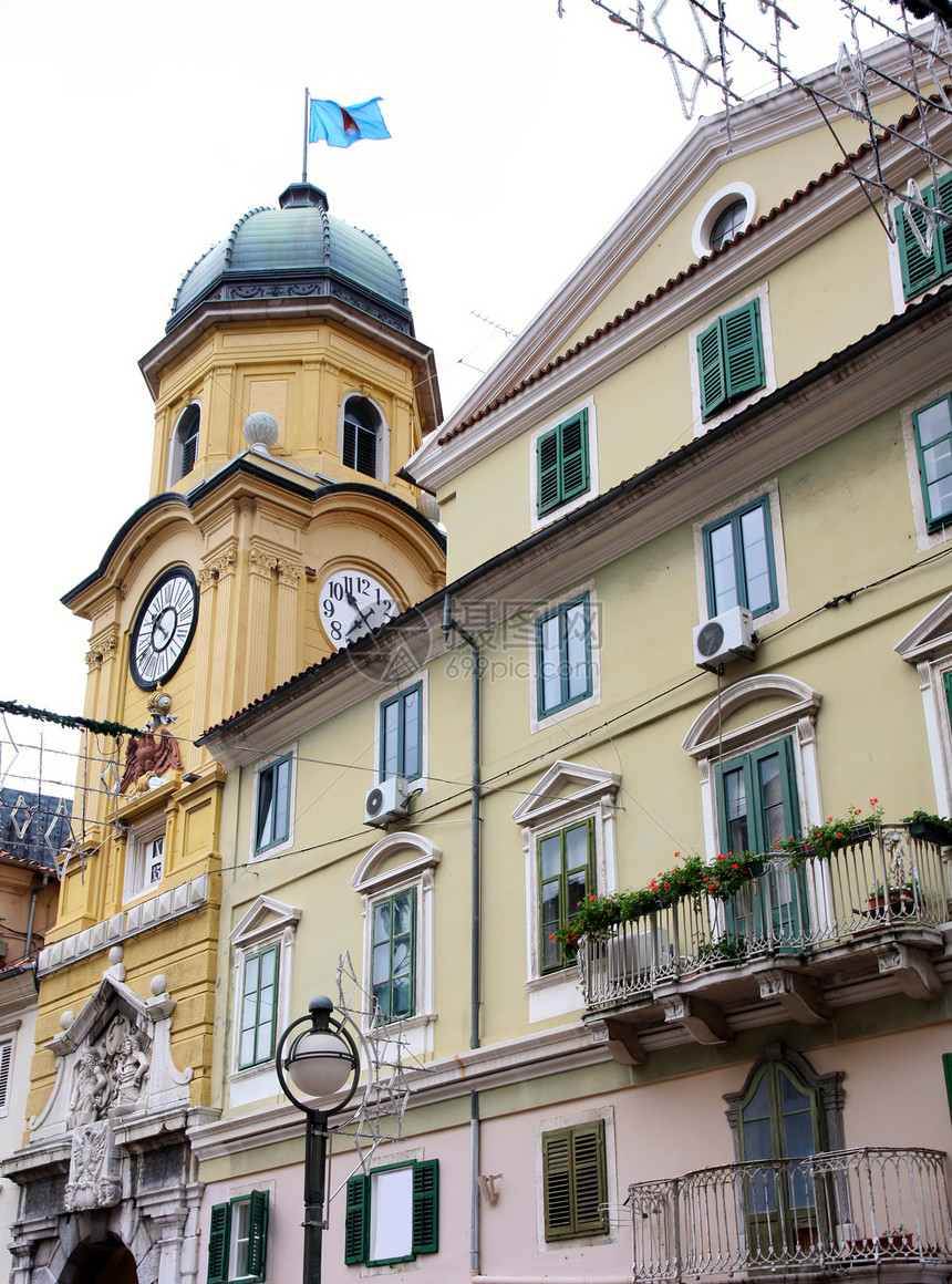 里耶卡的Baroque市钟塔城市风格建筑学旅行房子景观街道中心窗户历史图片