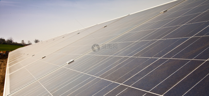 太阳能电池板厂活力环境天空细胞电气农村回收生态生产晴天图片