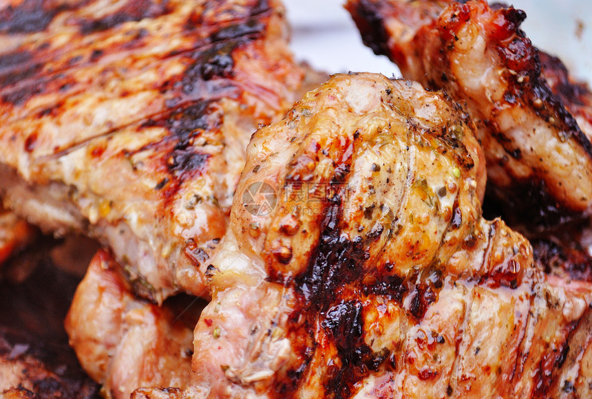 新鲜的烤肉火腿晚餐牛肉猪肉美食肋骨腰部果皮照片厨房图片