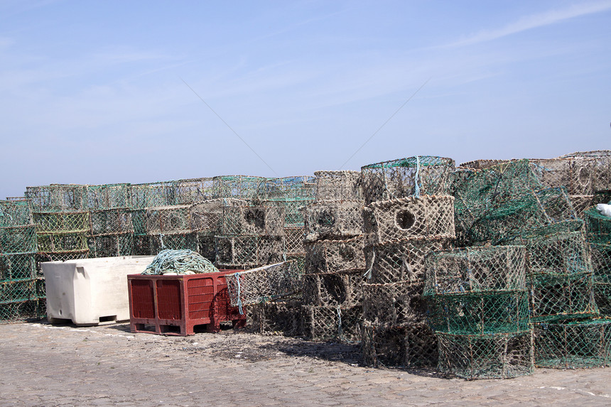 港口的螃蟹-鱼捕捞工具图片