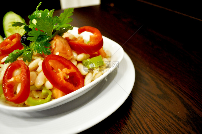 美味沙拉蔬菜碳水玉米黄瓜化合物盘子戒指火箭午餐早餐图片