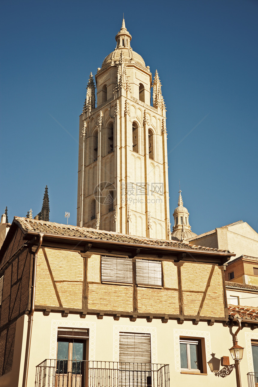 西班牙塞戈维亚大教堂市中心天际教会房子围墙历史结构宗教建筑图片