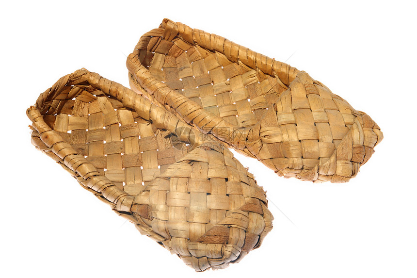俄罗斯旧凉鞋由树皮制成国家拖鞋稻草柳条手工团体材料村庄文化历史图片