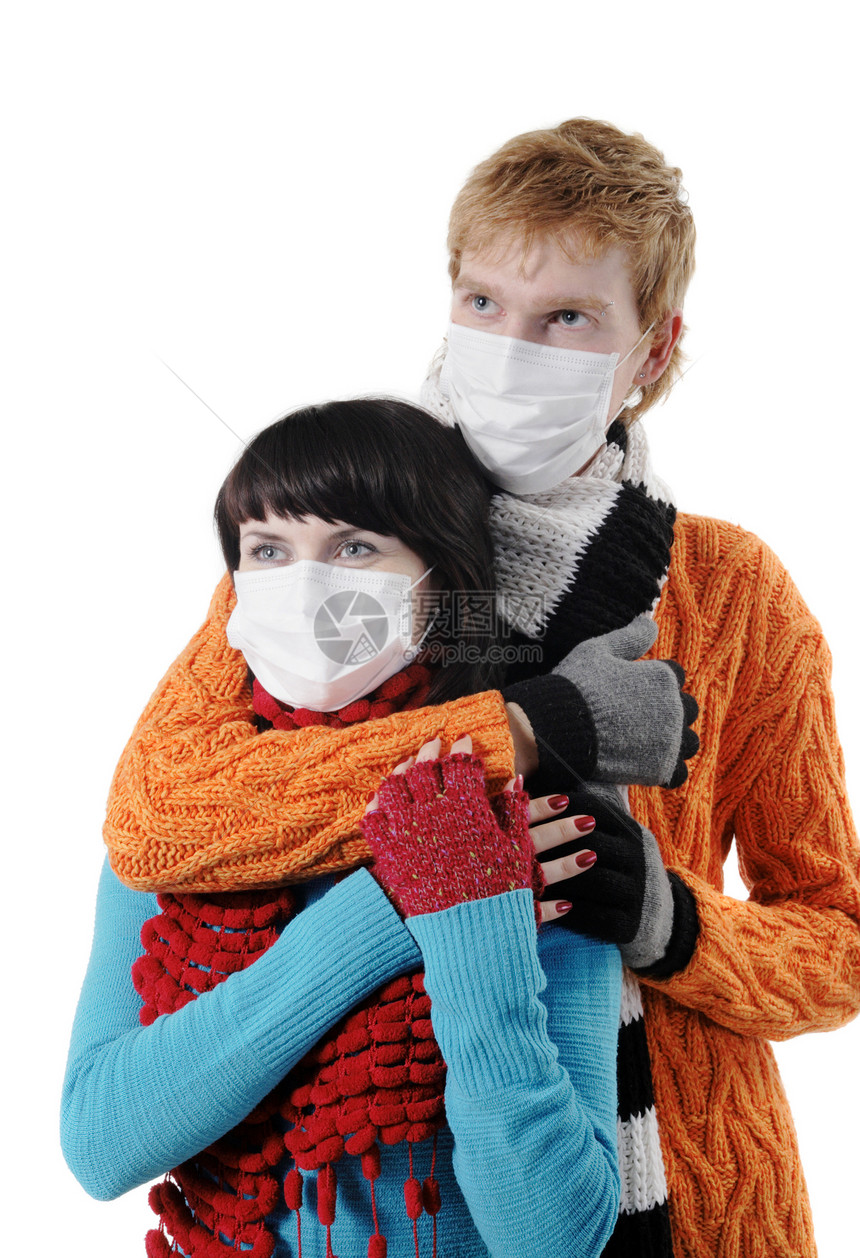 男人拥抱戴面罩 带流感的妇女肺炎女士安全卫生手帕保健症状男生女性发烧图片
