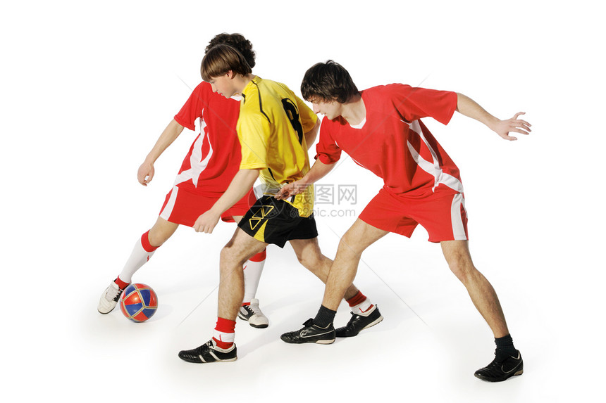 有足球球的男孩 足球运动员喜悦孩子青年团队杯子游戏眼睛运动青少年冠军图片
