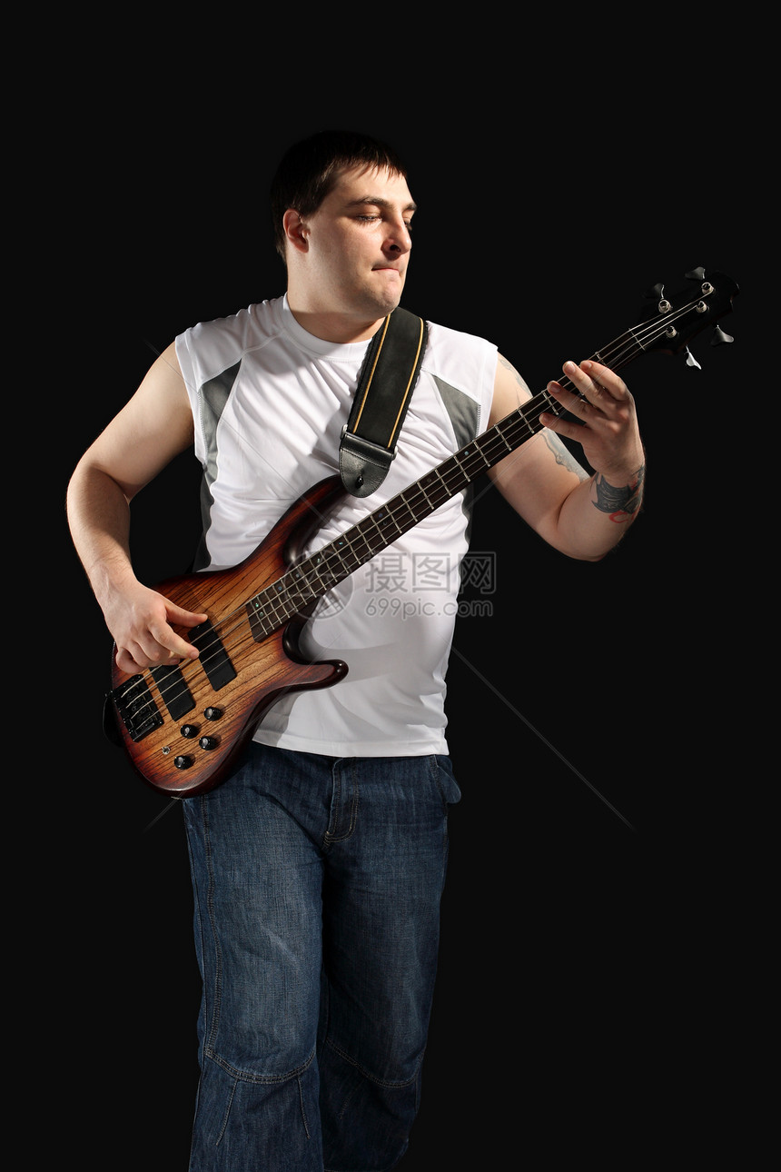 年轻音乐家 吉他手男性娱乐玩家摇杆吉他金属低音细绳岩石演员图片