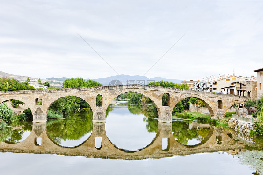 Arga河上的Romanesque桥圣路旅行建筑学世界历史性车站位置历史之路建筑外观图片