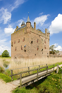 城堡护城河欧洲历史性高清图片