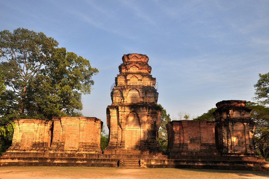 柬埔寨吴哥的废墟石头历史佛教徒历史性文物考古学遗产岩石纪念碑雕刻图片