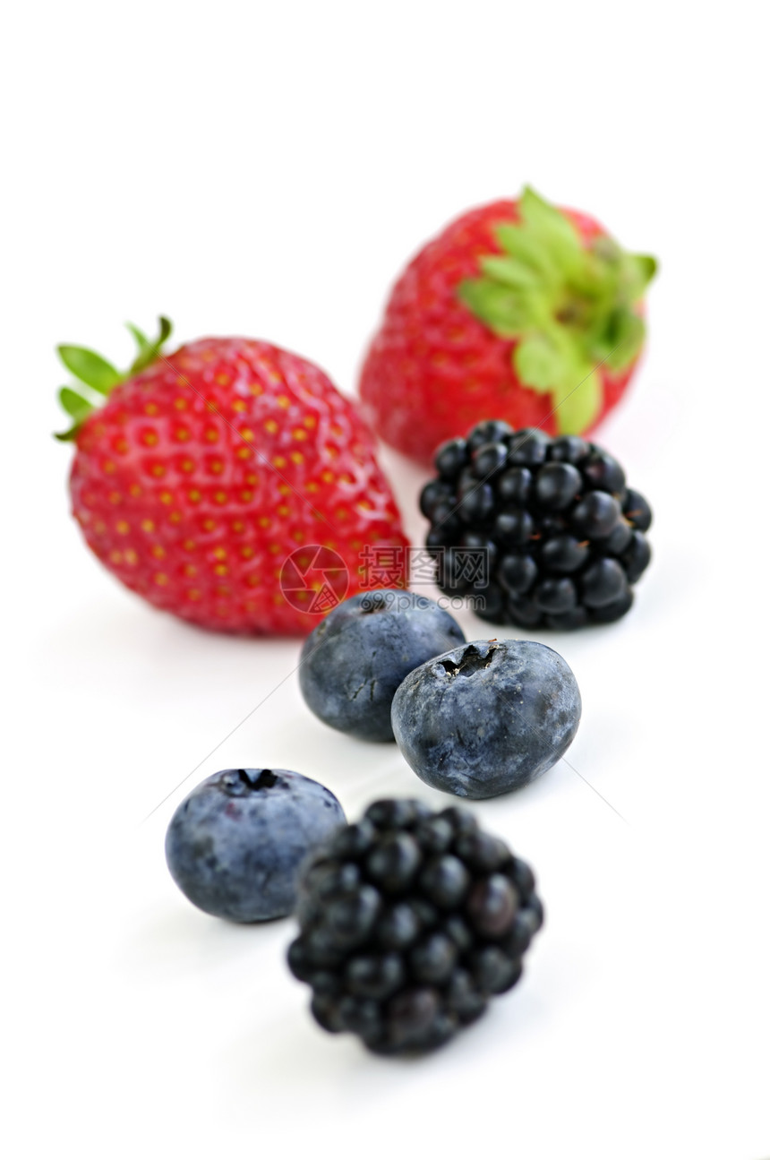 各种新鲜浆果饮食水果食物维生素宏观白色黑色收成红色营养图片