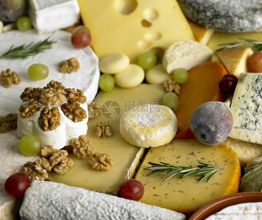 奶酪和果子仍然活着食物坚果食品内饰乳制品美食迷迭香水果核桃静物图片