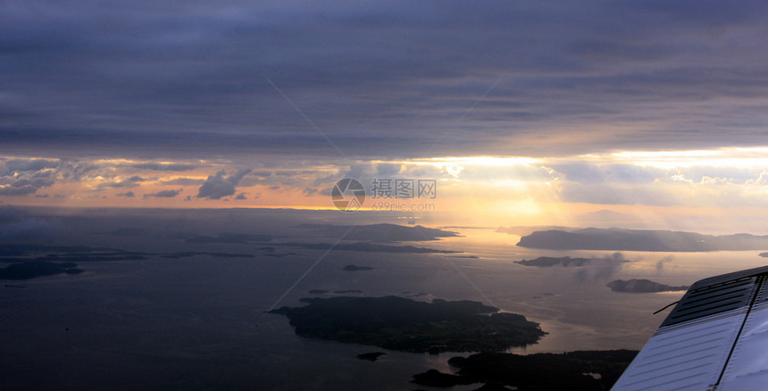 美丽的日落天空岛屿图片
