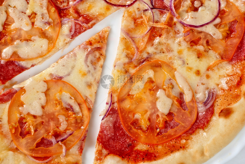 披萨比萨餐厅用餐洋葱圆圈火腿熏制午餐脆皮食物香肠图片