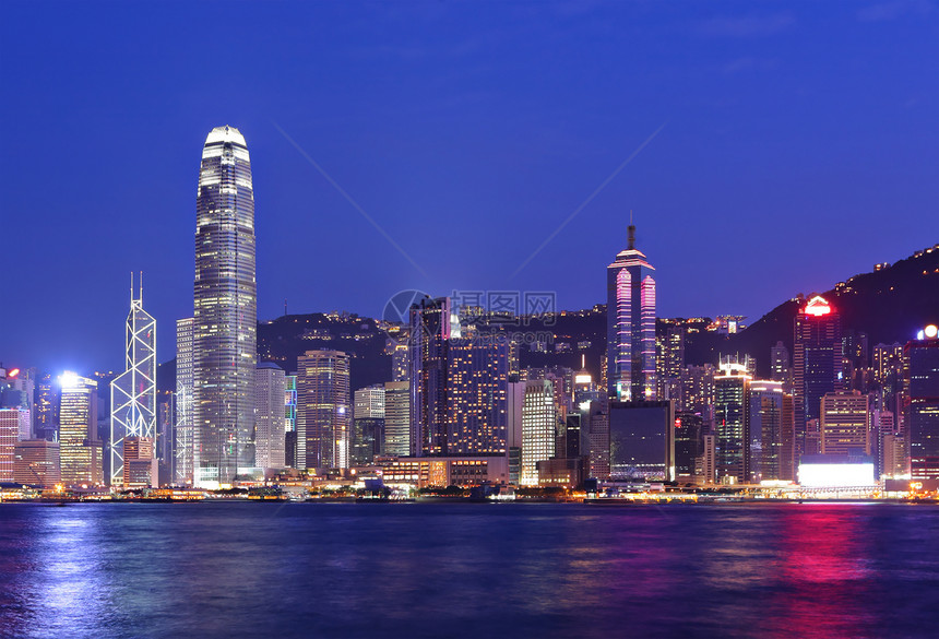 香港天线摩天大楼顶峰天空市中心港口城市房子地标旅游金融图片