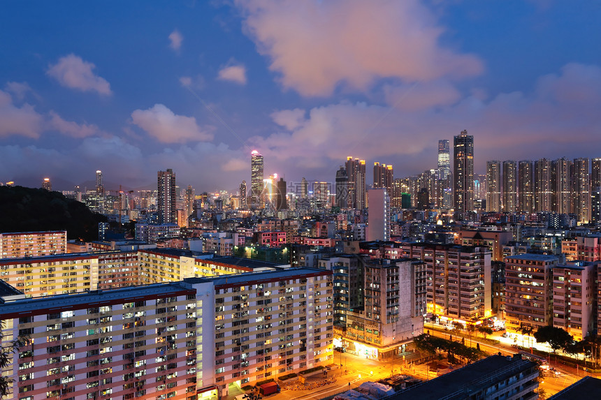 晚上在市中心的香港办公室石头顶峰建筑场景景观金融旅游港口假期图片