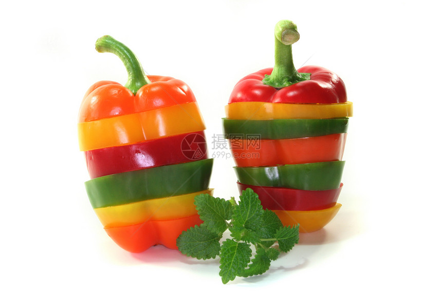 色彩多彩的胡椒层绿色装饰品购物沙拉蔬菜橙子分层原料营养维生素图片