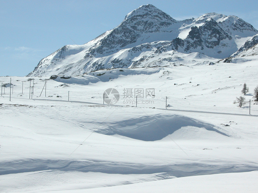 伯尔尼纳场景冰川滑雪全景发动机运动山脉图片