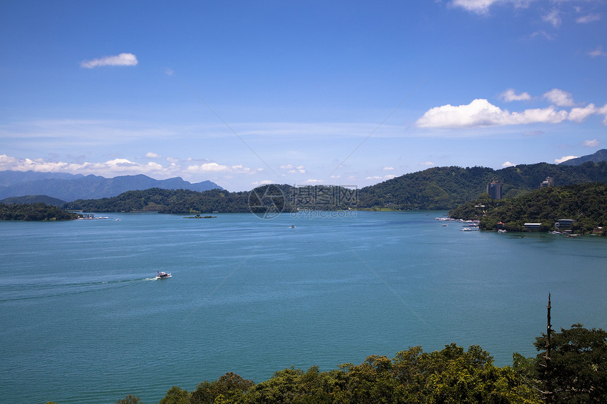 台湾日月湖的景象图片