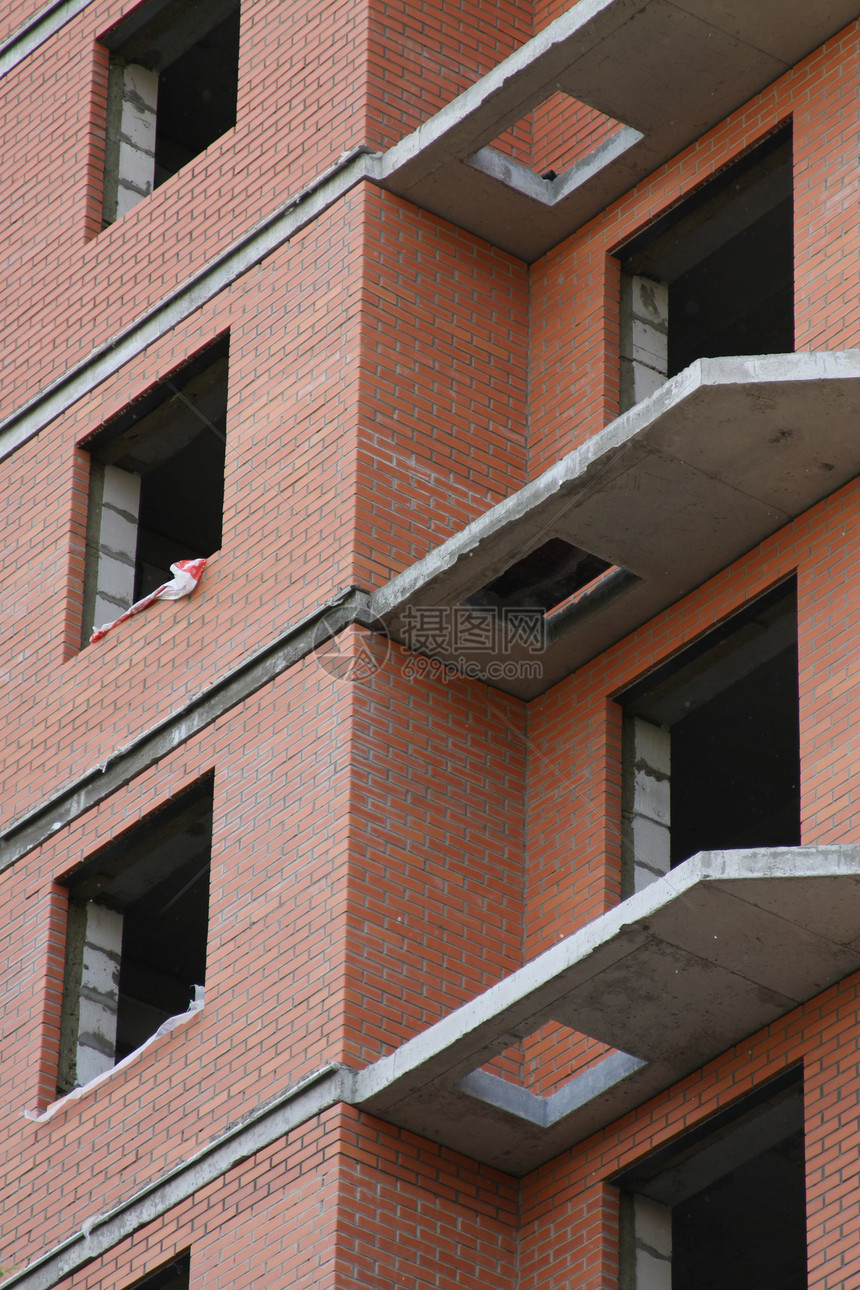 建筑施工楼下住房抵押品牌人行道天空摩天大楼建筑学院子窗户石头图片