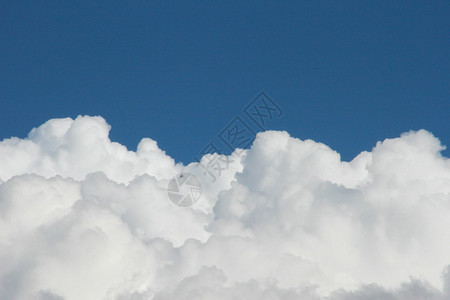 天空高空白色蓝色天堂背景图片