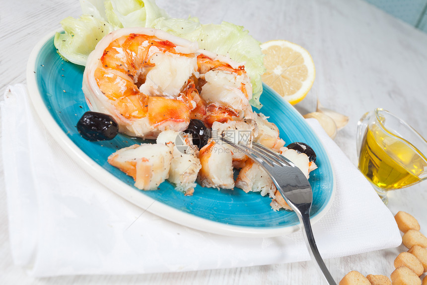 虾沙拉甲壳盘子食物餐厅营养动物尾巴美食饮食海鲜图片