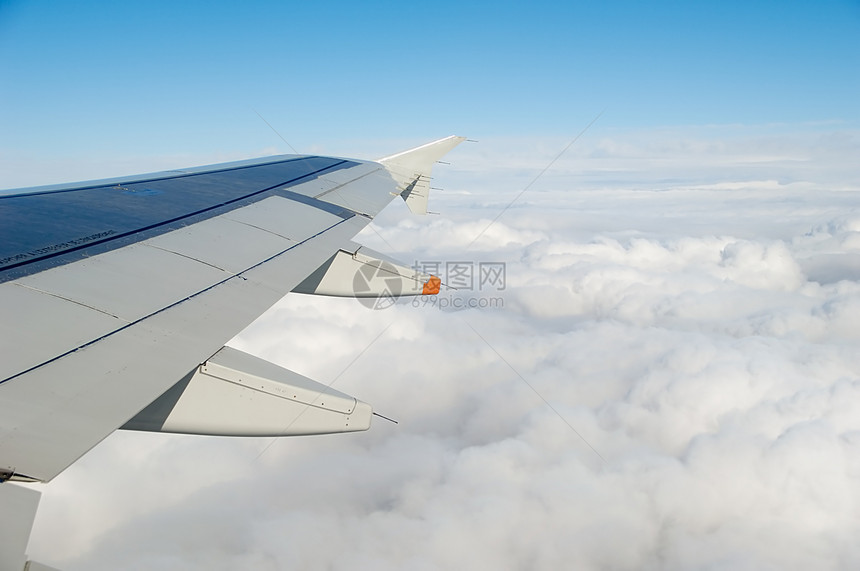 云层之上航空喷射天堂运输蓝色旅行客机气氛翅膀天空图片