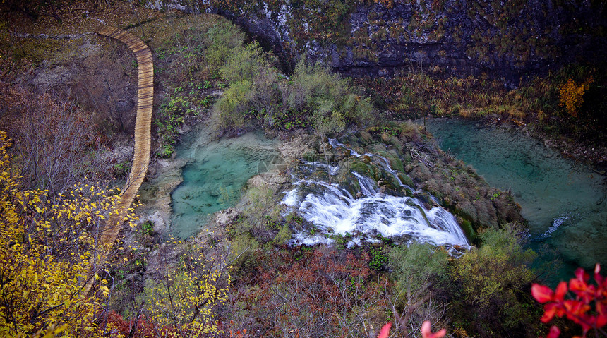 水瀑和自然的天堂 瀑布和自然图片
