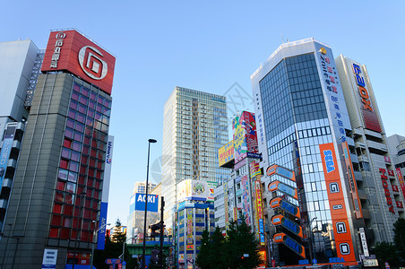 电器城日本东京旅行天际摩天大楼游客旅游景观观光神田城市蓝天背景