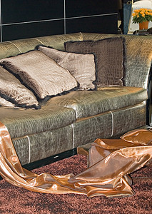 沙发椅子装饰房间红色座位硬木织物雕刻艺术奢华背景图片