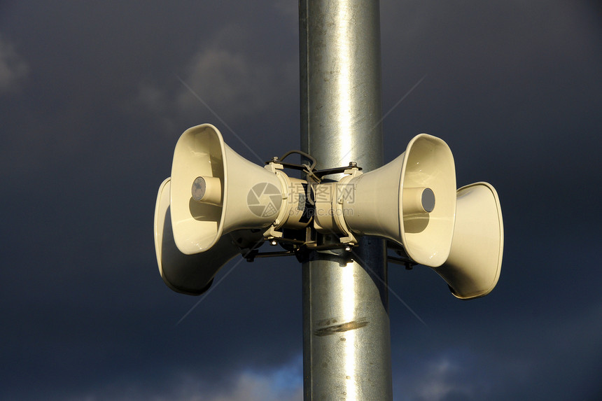 扩音器公告天空扬声器力量警告嗓音说话噪音柱子民众图片
