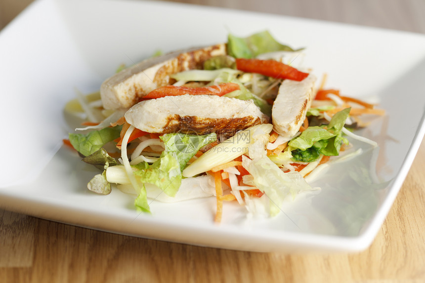 鸡肉面粉沙拉蔬菜食品盘子食物饮食意面图片