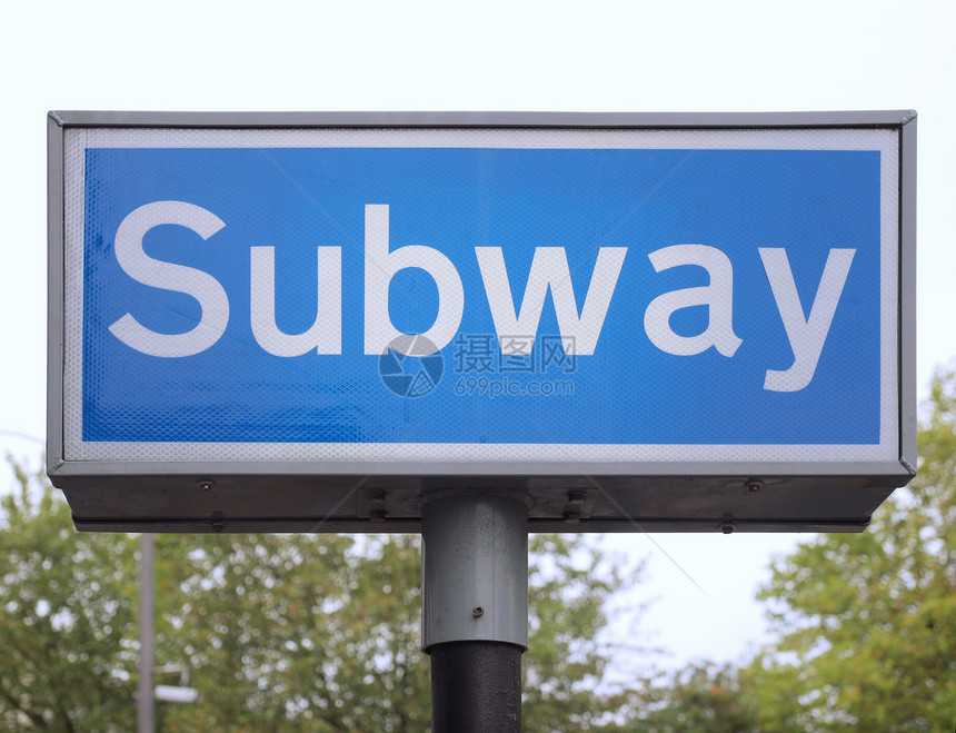 地铁标志管子民众运输城市过境街道旅行交通火车图片