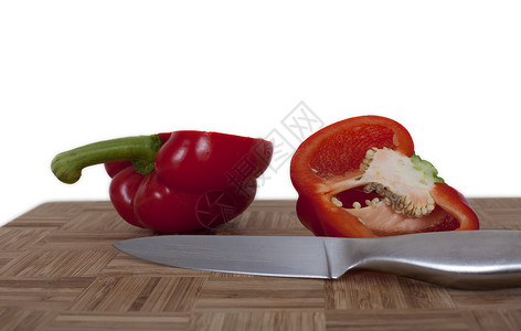 切割板上的卡普西姆砧板健康饮食食物红色蔬菜背景图片